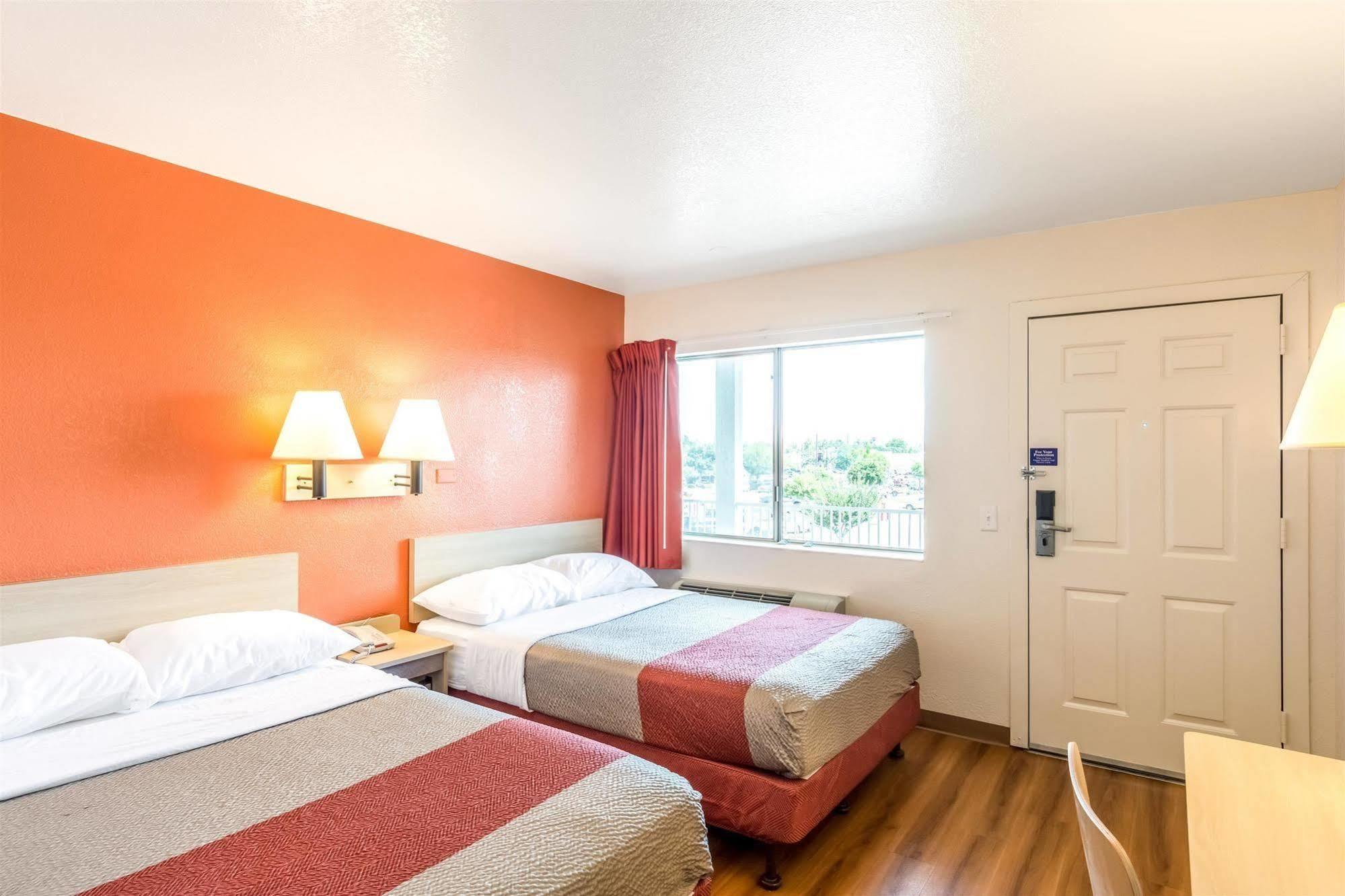 6-redding, Ca - Hotel 2*